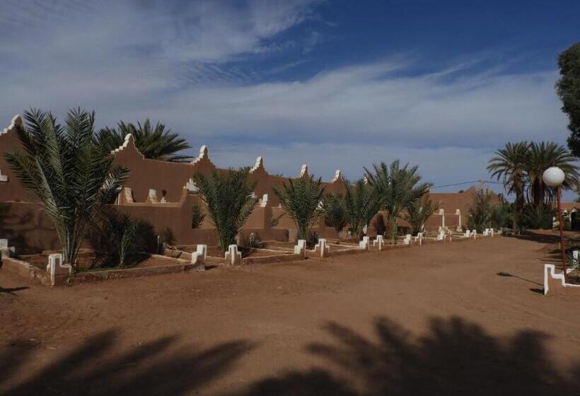 ویلای استاندارد با چشمانداز باغ, Carrefour Des Nomades