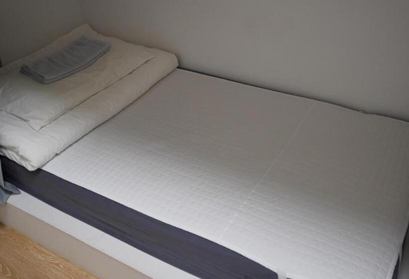 חדר בסיסי, Hannahstay Women Only Guesthouse