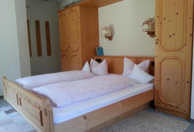 חדר סטנדרט, Haus Widdersteinblick