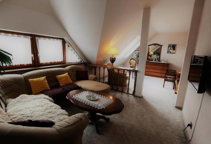 디럭스 스위트, Penzion Panda