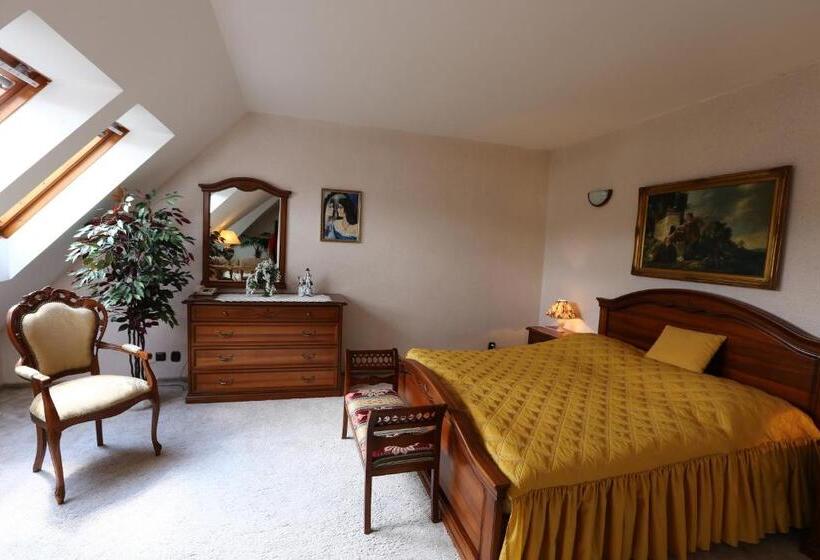 디럭스 스위트, Penzion Panda