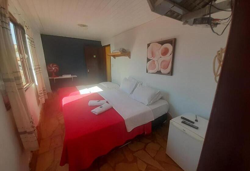 베이직 3인 룸, Pousada Aliens