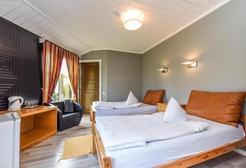 بانگلوی استاندارد 2 خوابه, Spicīte