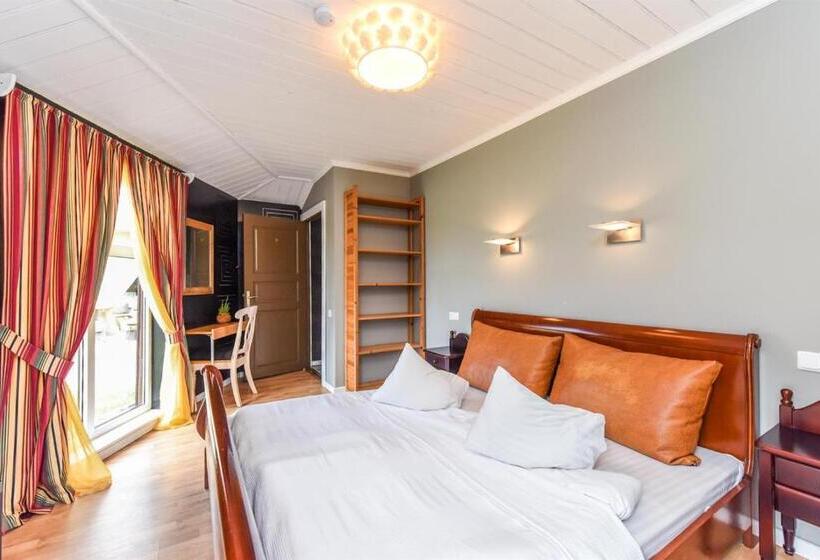 بانگلوی استاندارد 2 خوابه, Spicīte