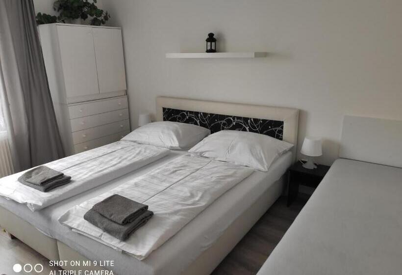 발코니가 있는 2 베드룸 아파트, Pension Pugner