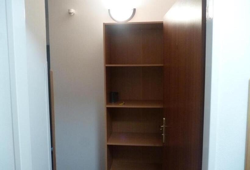 클래식 4인 룸, Pension Pugner