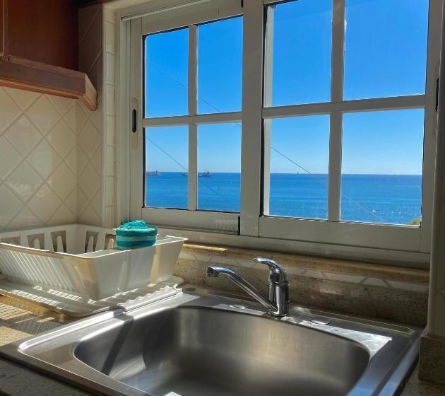 1 Bedroom Deluxe Apartment Sea View, Shakey