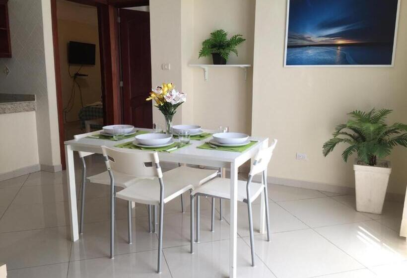 آپارتمان 2 خوابه با چشمانداز دریا, Shakey