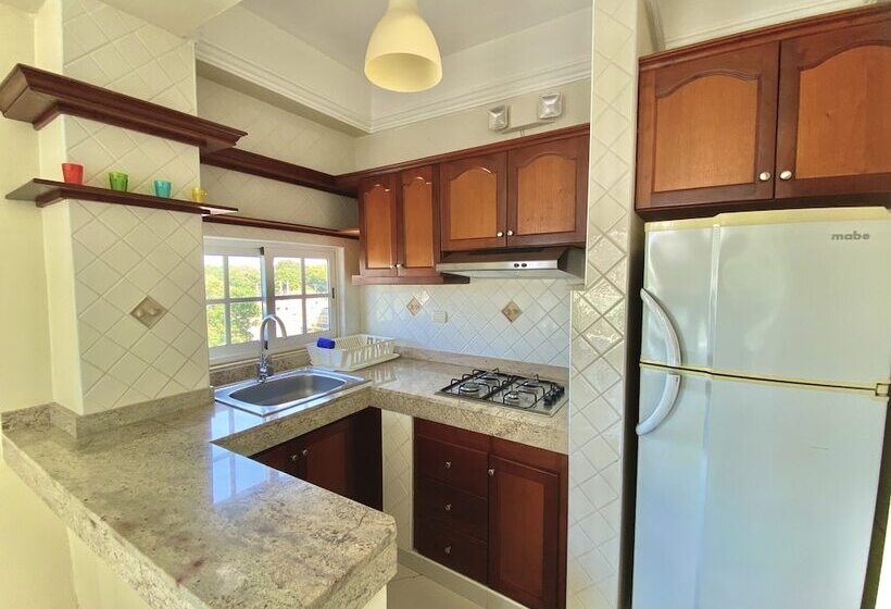 1 Bedroom Deluxe Apartment Sea View, Shakey