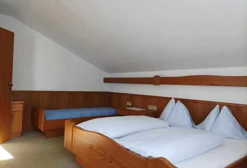 Huoneisto 2 Makuuhuonetta, Frühstückspension Appartementhaus Wasserer