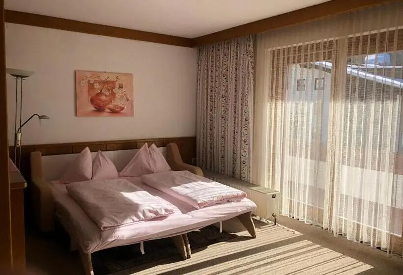 Perhehuoneisto 1 Makuuhuone, Frühstückspension Appartementhaus Wasserer