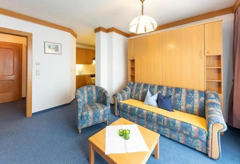 Huoneisto 1 Makuuhuone Näkymä, Frühstückspension Appartementhaus Wasserer