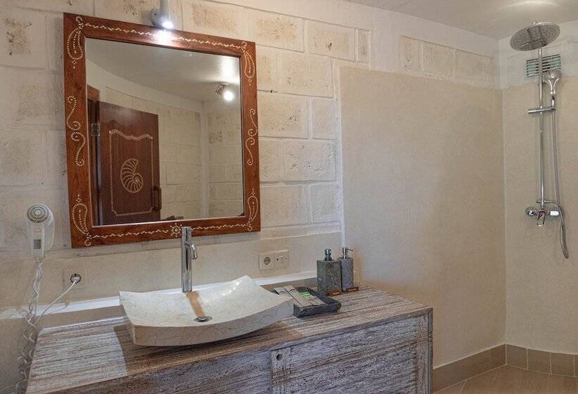 اتاق خانوادگی, La Joya Biu Biu Resort
