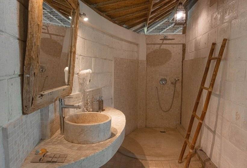 غرفة قياسية, La Joya Biu Biu Resort