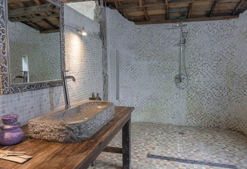 غرفة بريميوم مطلّة علي البحر, La Joya Biu Biu Resort