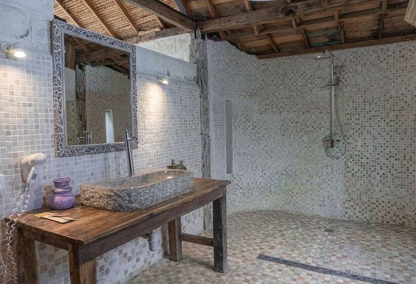 غرفة بريميوم مطلّة علي البحر, La Joya Biu Biu Resort