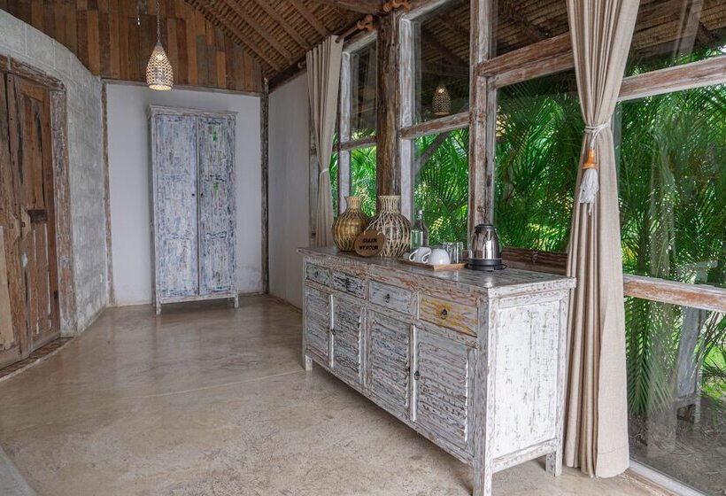 غرفة بريميوم مطلّة علي البحر, La Joya Biu Biu Resort