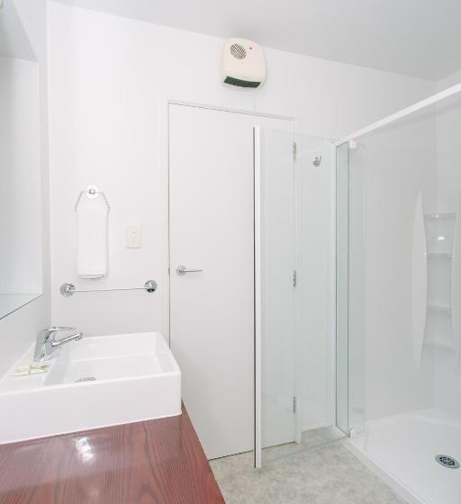 Апартаменты 1 Спальня Нижний Этаж, Panorama Court