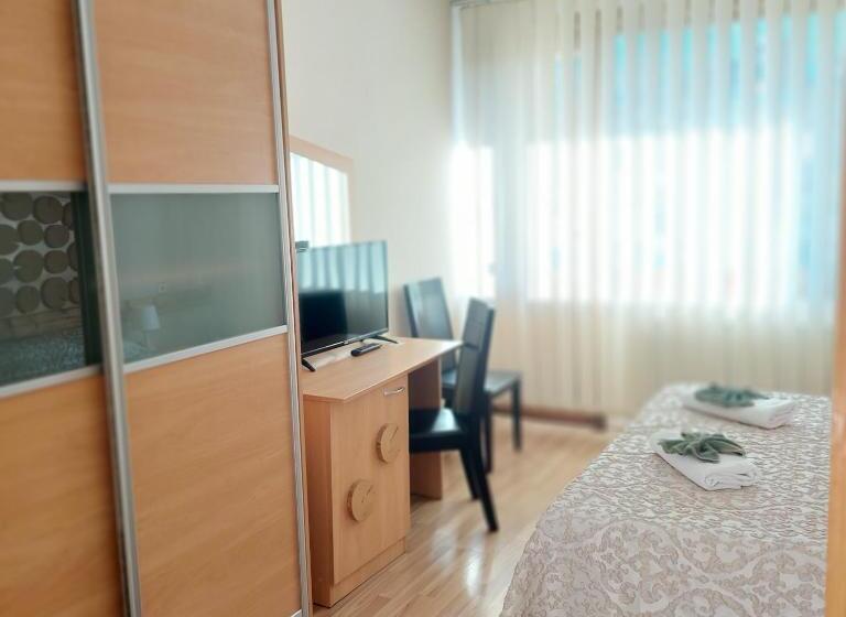 スタンダード４人部屋, Guest House Planinski Zdravets