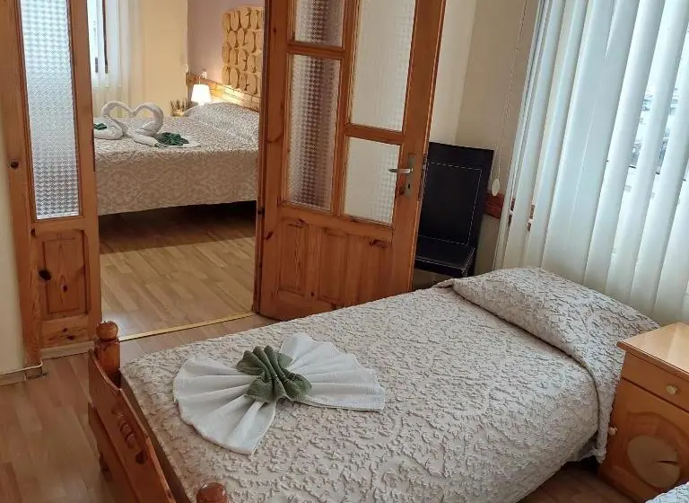 اتاق استاندارد چهار تخته, Guest House Planinski Zdravets