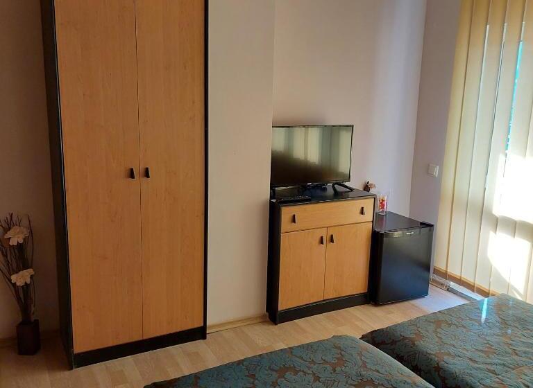 Номер Стандарт Трехместный, Guest House Planinski Zdravets