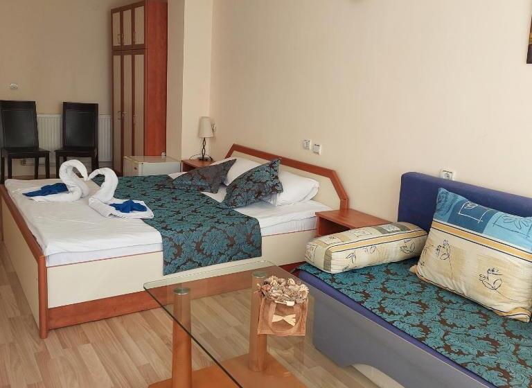 스탠다드 트리플 룸, Guest House Planinski Zdravets