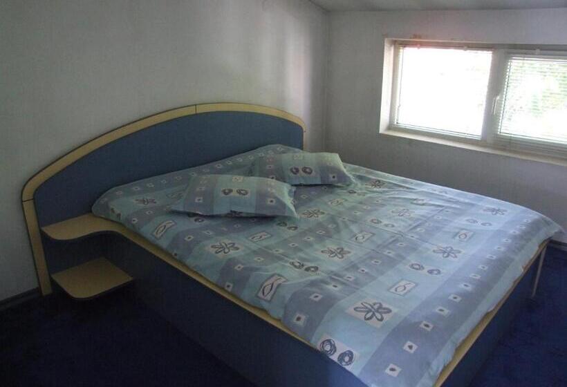 Svit, Guest House Zlatev