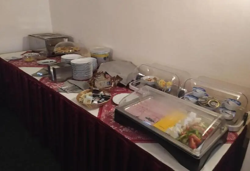ファミリールーム, Penzion A Restaurace Nad Hradem