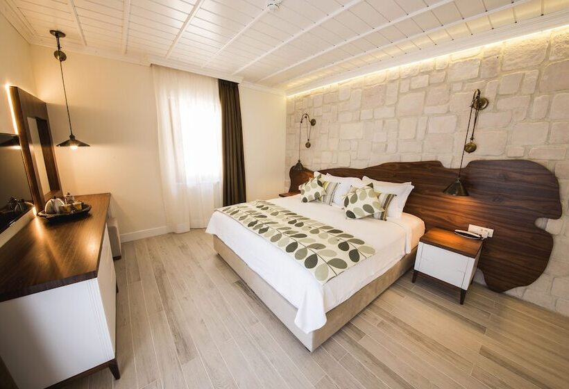 غرفة ديلوكس ذات إطلالة جانبية على البحر, Suna Sun Hotel   Adult Only