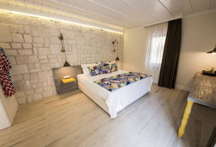 חדק דלוקס עם ג'קוזי, Suna Sun Hotel   Adult Only