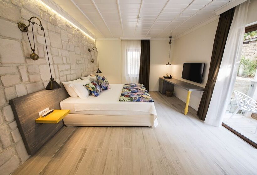Номер Deluxe с Гидромассажем, Suna Sun Hotel   Adult Only