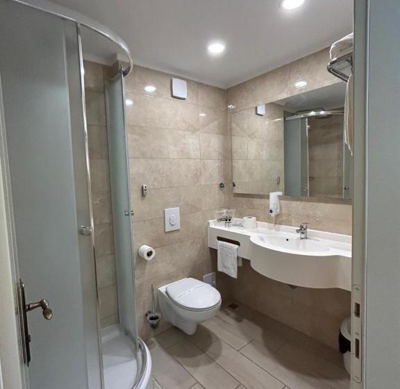 带1个卧室的带阳台的公寓, Agora