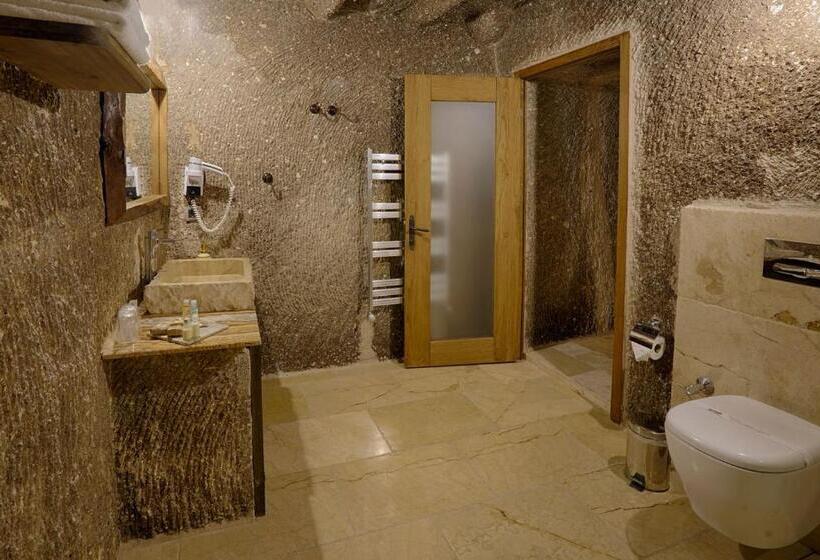 اتاق لوکس, Hera Cave Suites