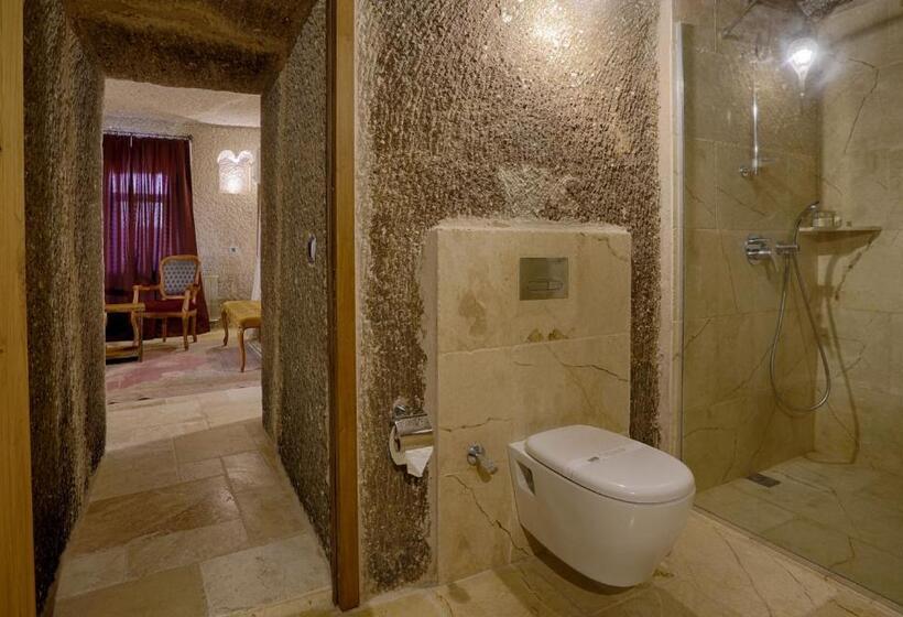 اتاق لوکس, Hera Cave Suites
