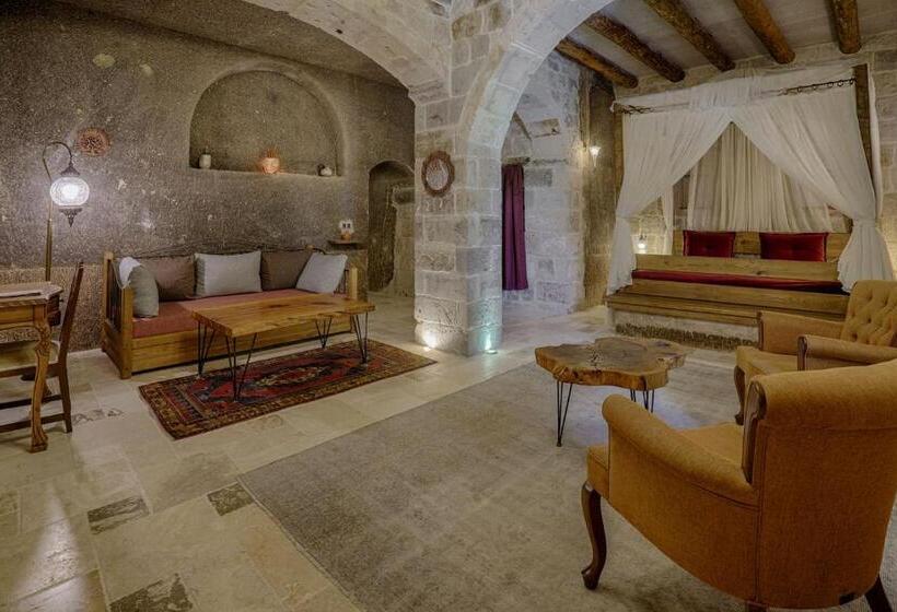 سوییت, Hera Cave Suites