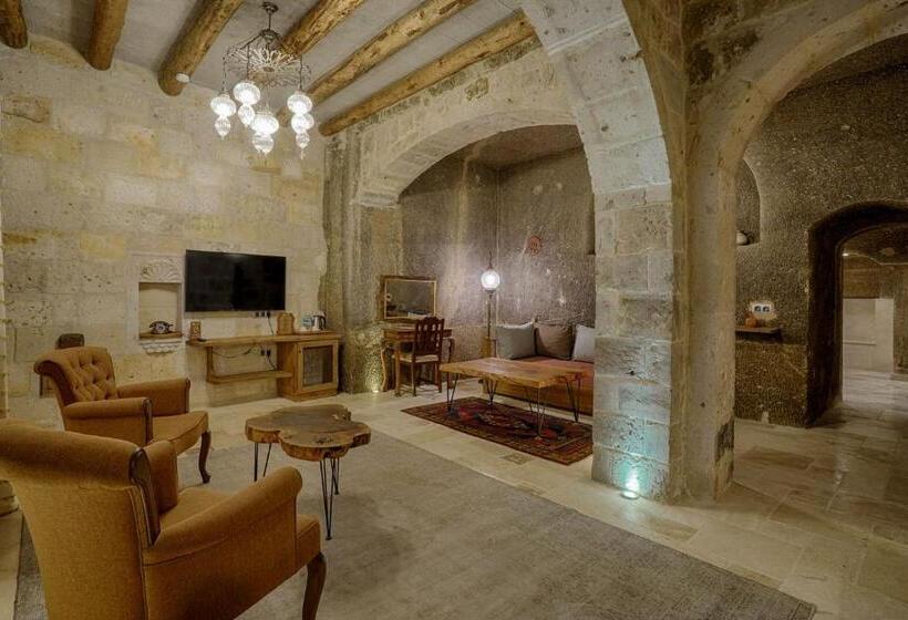 سوییت, Hera Cave Suites