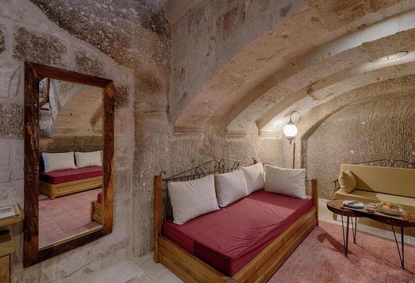 سوئیت با تخت بزرگ, Hera Cave Suites