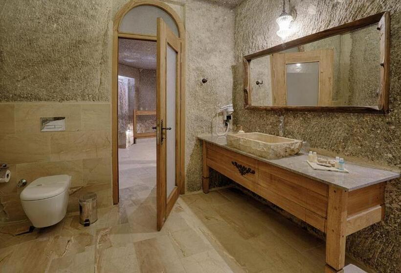 سوئیت با تخت بزرگ, Hera Cave Suites