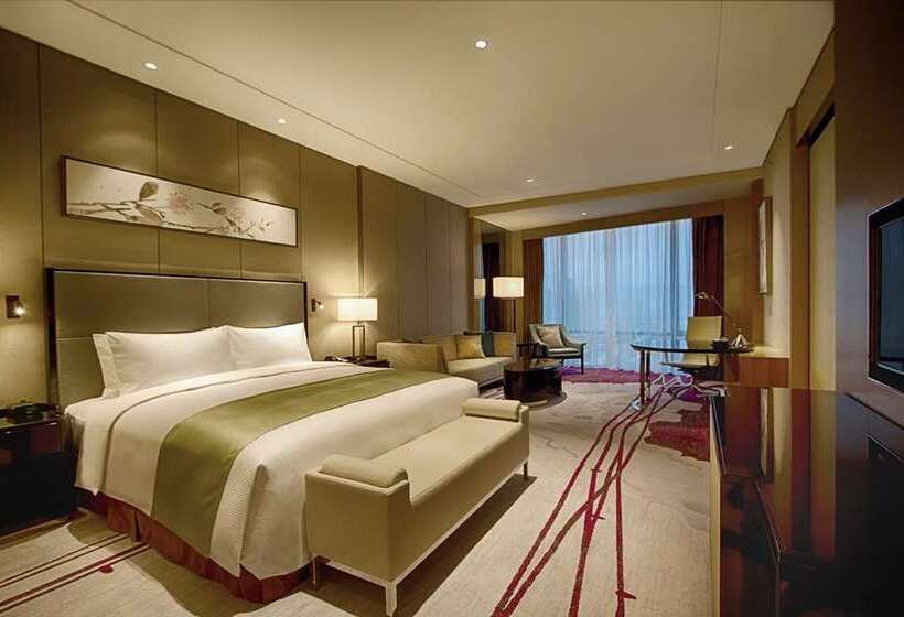 带大床的标准工作室, Hilton Bogota Corferias