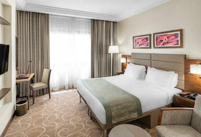 キングサイズベッドのスタンダードルーム, Millennium Makkah Al Naseem