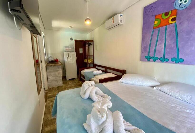 کلبه ییلاقی, Pousada Papaya Container