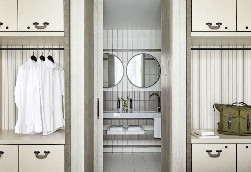 سوییت اجرایی, Puro Warszawa Centrum