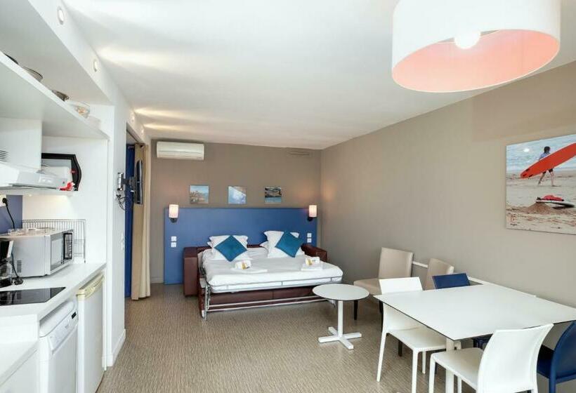 家庭套房, Sowell Family Riviera