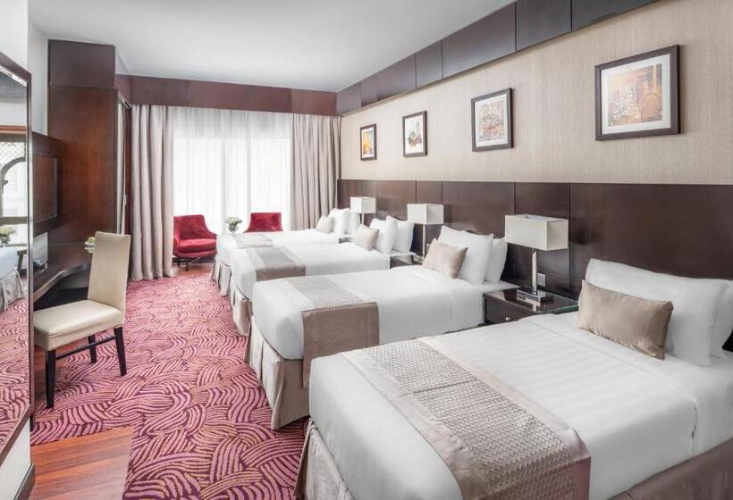 Четырехместный Номер Superior, Taiba Front