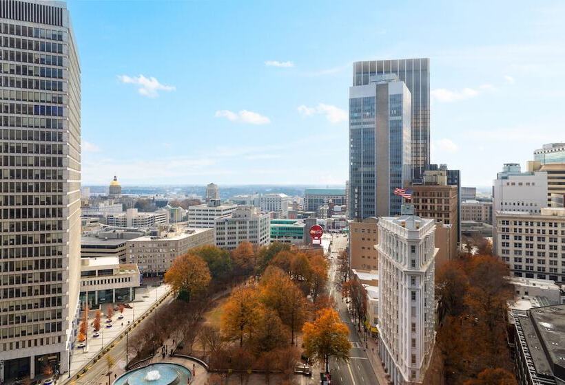 琮城市景观的豪华间, The Candler Hotel Atlanta, Curio Collection By Hilton