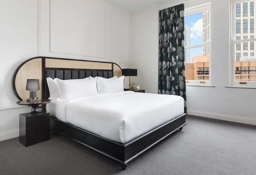 اتاق لوکس با چشم‌انداز شهر, The Candler Hotel Atlanta, Curio Collection By Hilton