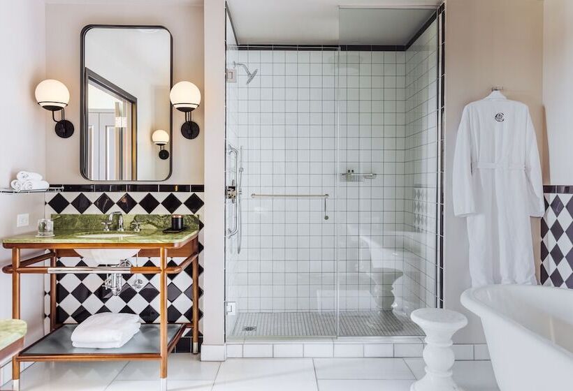 豪华套房, The Candler Hotel Atlanta, Curio Collection By Hilton