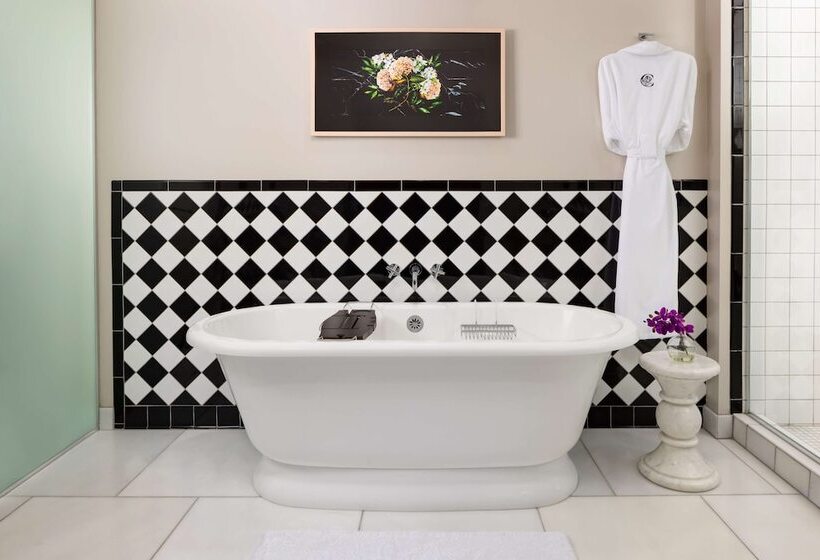 带城市景观的套间, The Candler Hotel Atlanta, Curio Collection By Hilton