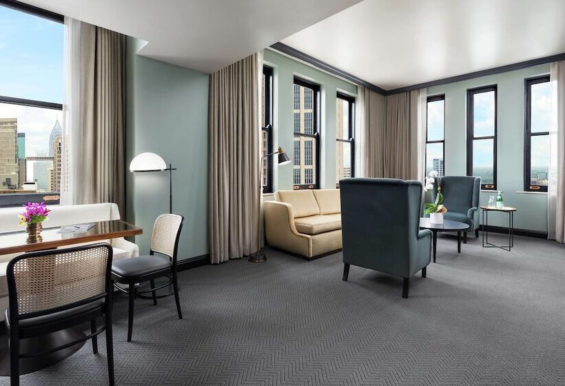 带城市景观的套间, The Candler Hotel Atlanta, Curio Collection By Hilton