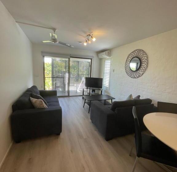 Апартаменты 1 Спальня Вид на Сад, Myuna Holiday Apartments